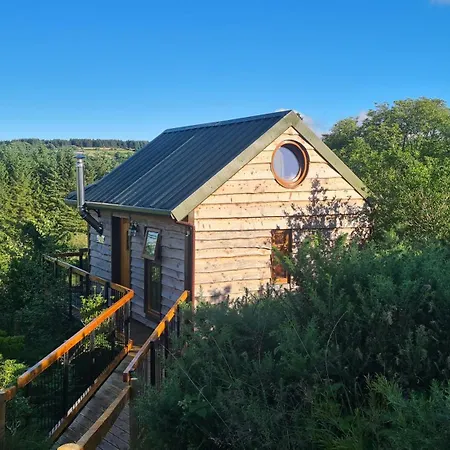 Noah's Lookout Treehouse, Floating Nature Escape Macroom