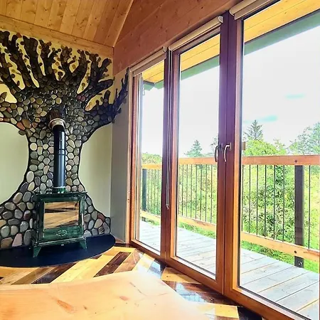 Noah's Lookout Treehouse, Floating Nature Escape