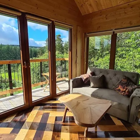 Chalé Noah's Lookout Treehouse, Floating Nature Escape