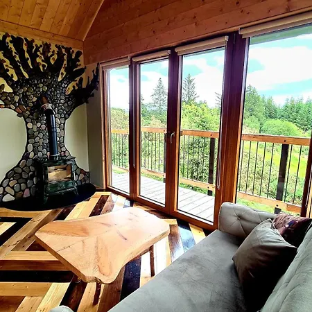 Noah's Lookout Treehouse, Floating Nature Escape * Macroom