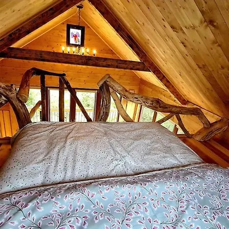 Chalé Noah's Lookout Treehouse, Floating Nature Escape Macroom