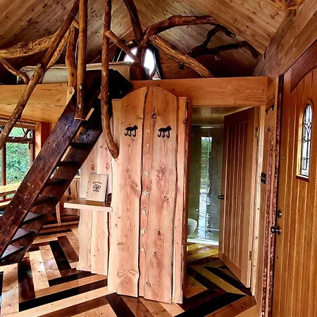 Chalé Noah's Lookout Treehouse, Floating Nature Escape