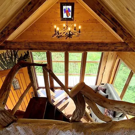Chalé Noah's Lookout Treehouse, Floating Nature Escape