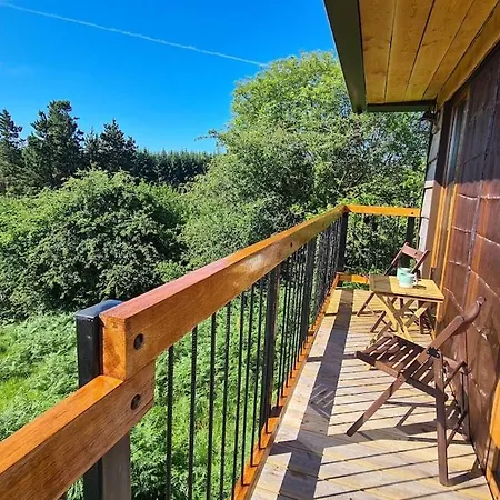 Chalé Noah's Lookout Treehouse, Floating Nature Escape